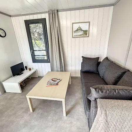 Chalet Jullouville, 4 Pieces, 6 Personnes - Fr-1-361-501 * Jullouville