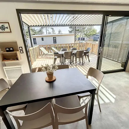 Chalet Jullouville, 4 Pieces, 6 Personnes - Fr-1-361-501 Chalet