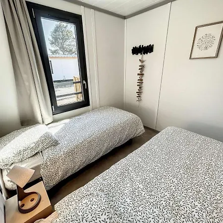 Chalet Jullouville, 4 Pieces, 6 Personnes - Fr-1-361-501 Jullouville